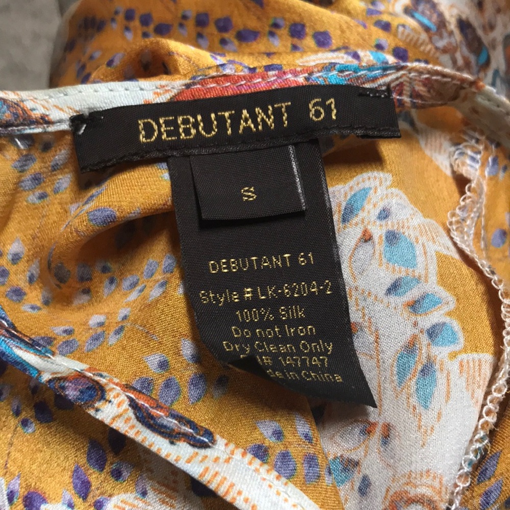 Top - Picture 3 of 3